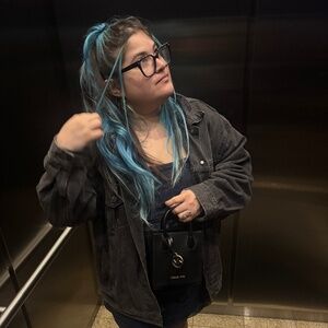 Meet your Posher, Lindsey